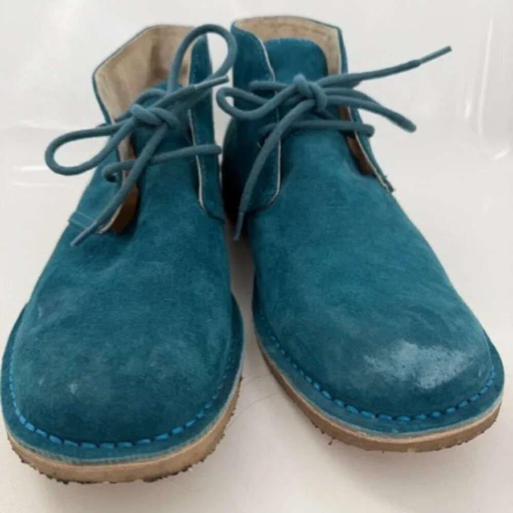 RARE! UGG Turquoise Teal Blue Suede Lace Up Chukka Boots Sz 9